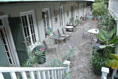courtyard_01.JPG